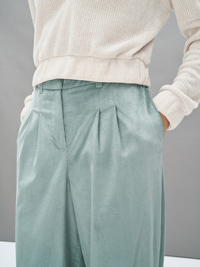 GILBERT - Pantalon taille haute à pinces en velours côtelé stretch Vert de Gris Pantalon Fête Impériale