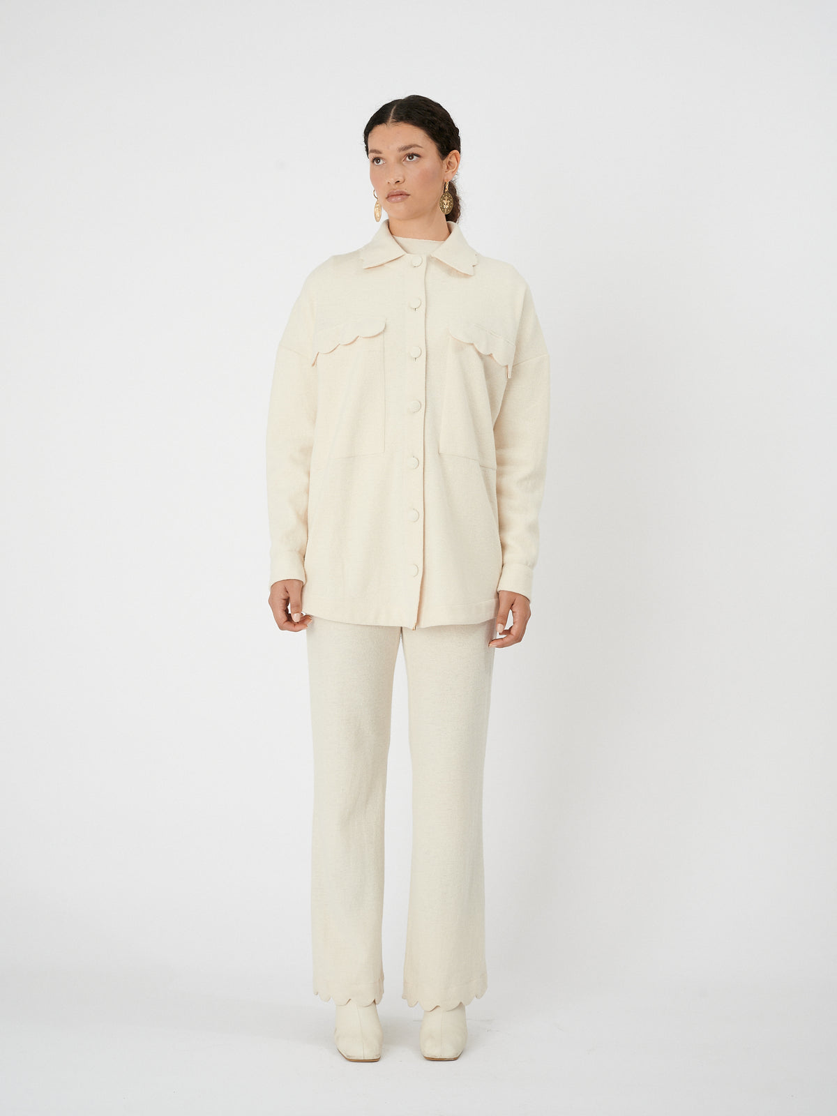 KEA - Pantalon ample taille haute bas pétale en laine mérinos Ecru